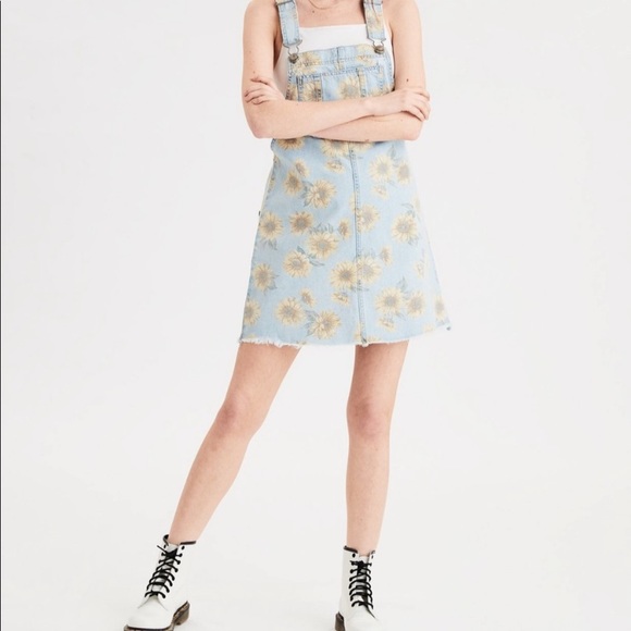 American Eagle Outfitters Dresses & Skirts - American Eagle sunflower overall denim dress